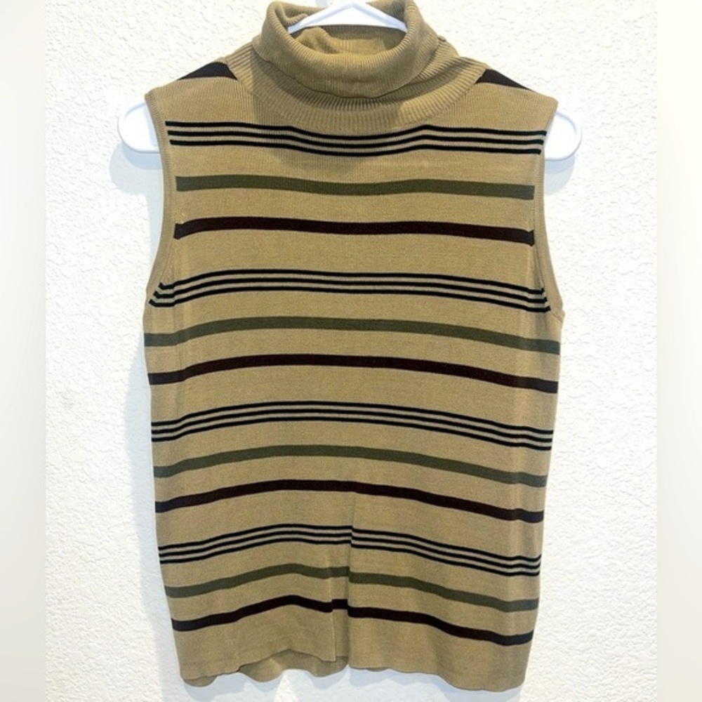 Harold’s striped sleeveless turtle neck 100% silk - size medium